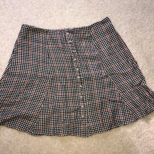 Pacsun flowy plaid skirt. Size Medium